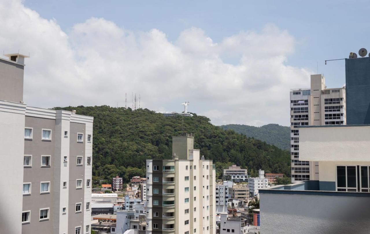 Amplo apartamento de 3 quartos no Centro de Balneário Camboriú N1859 Apartamento Exterior foto